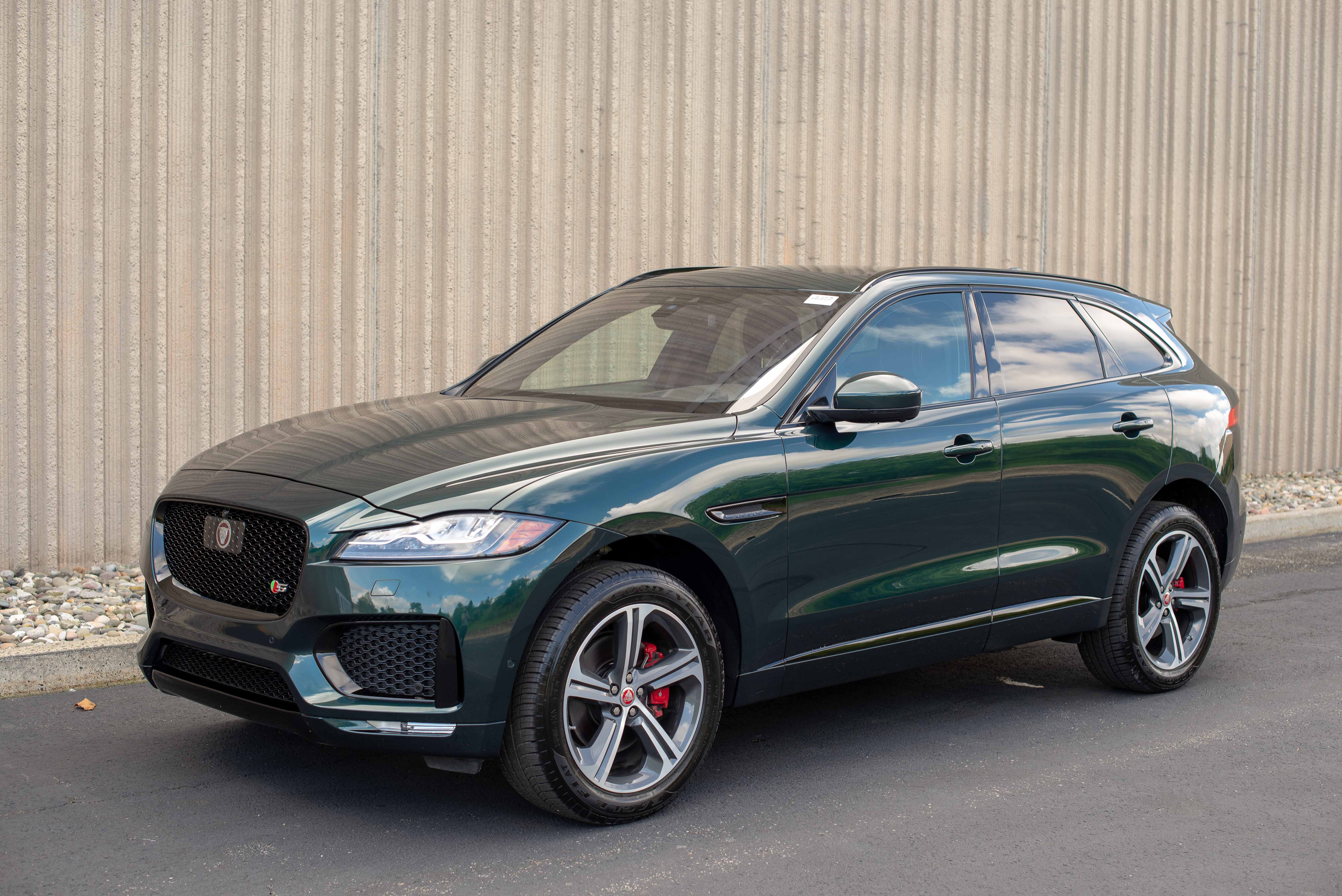 Jaguar f pace s