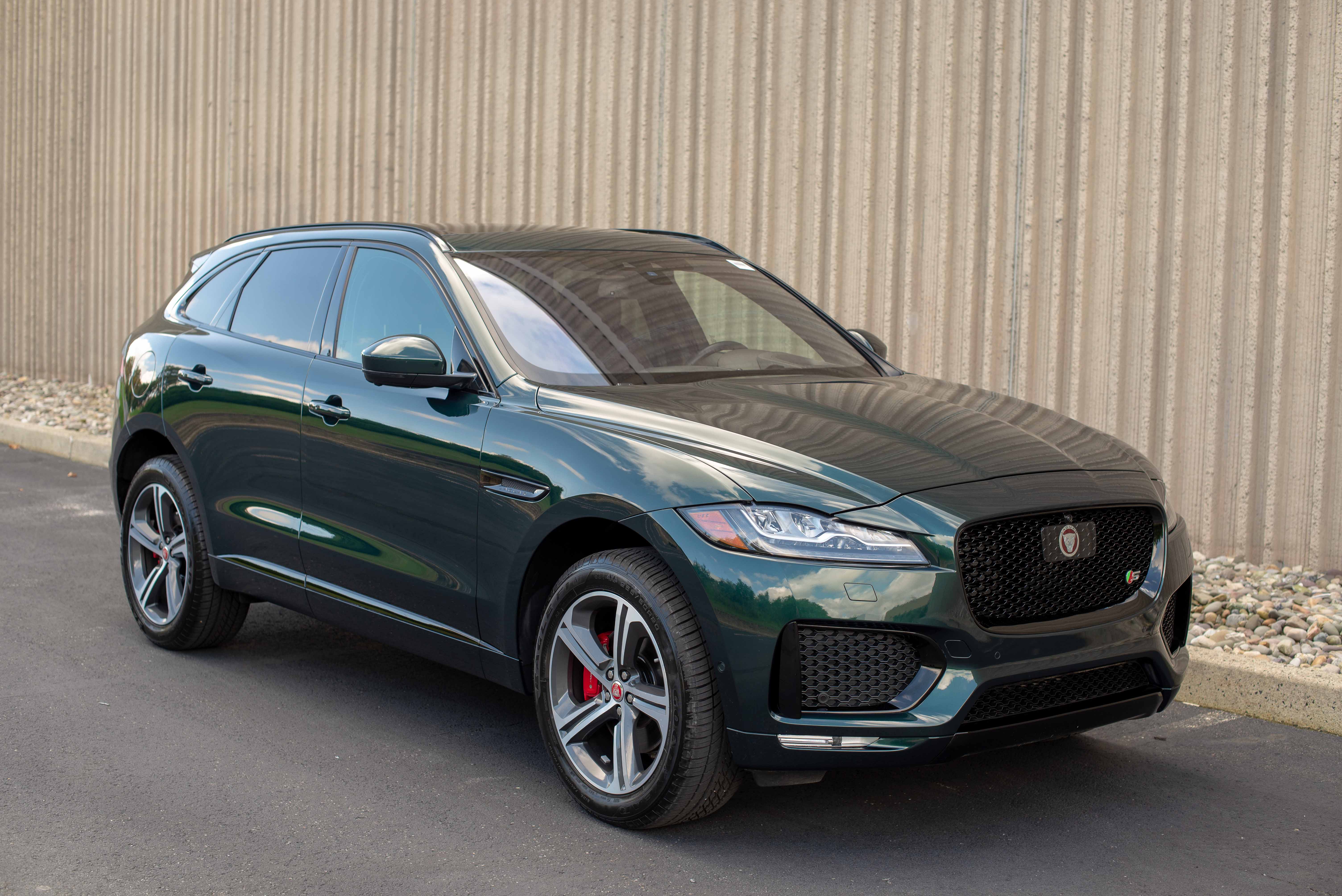 Jaguar f pace s