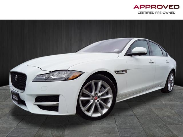 Certified Pre Owned 2016 Jaguar Xf R Sport 4 Door Sedan In Edison
